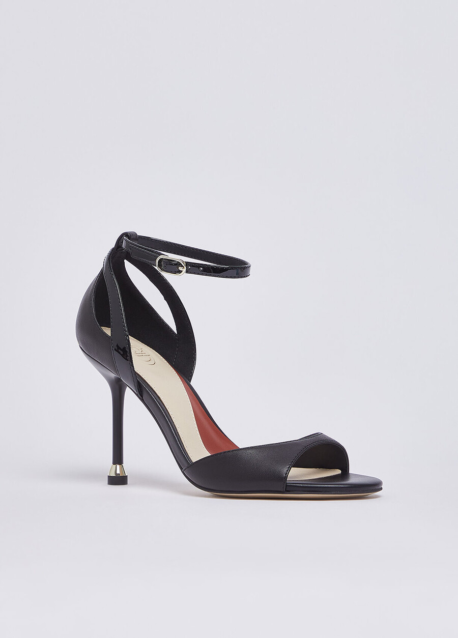 sandaler i nappaläder med klack