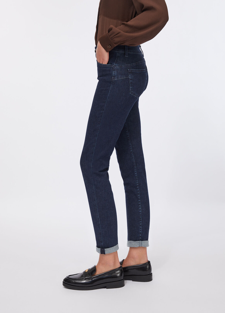 skinny jeans med uppvikningar