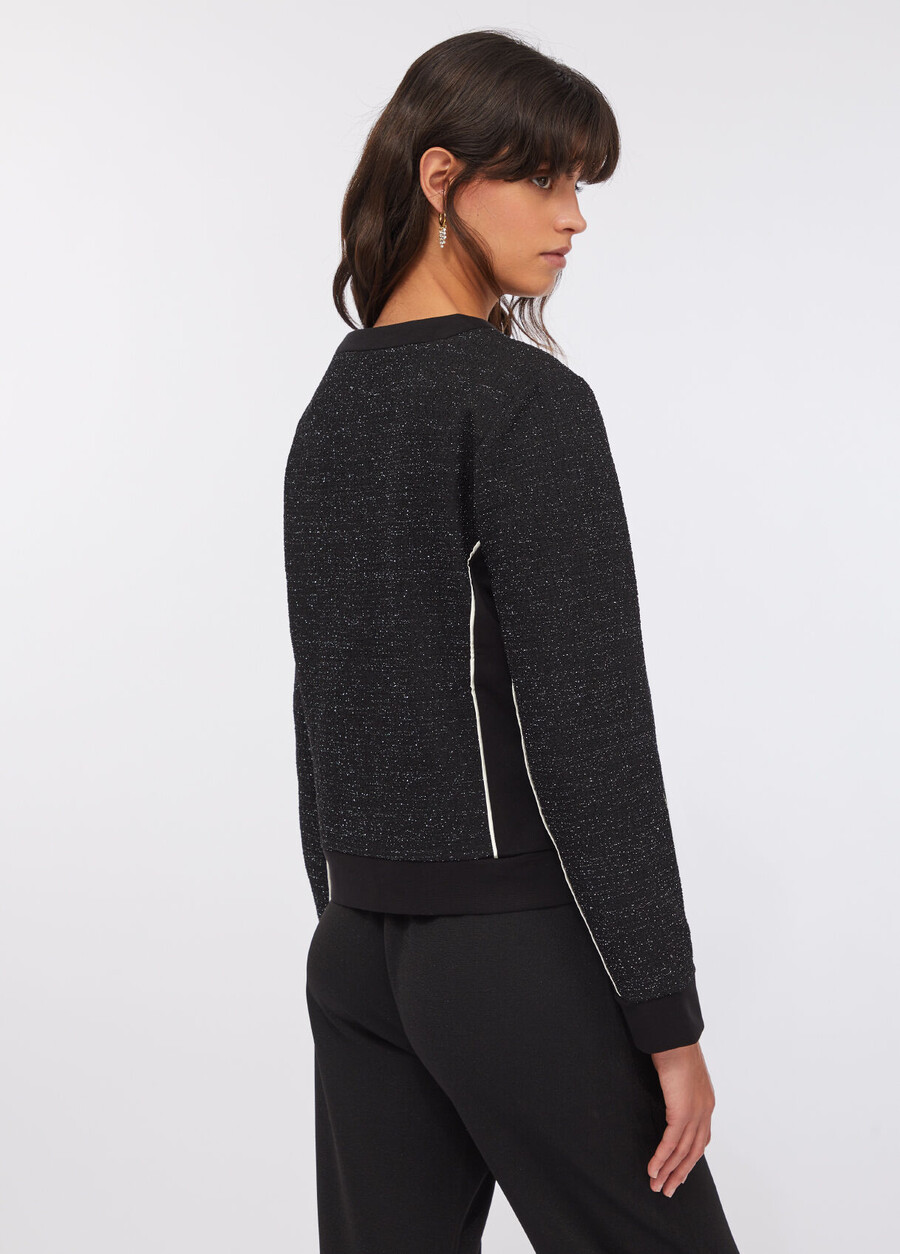 fleece- och boucléjacka