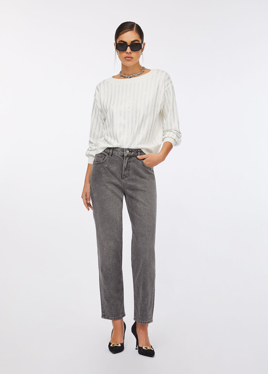 högmidjade raka jeans